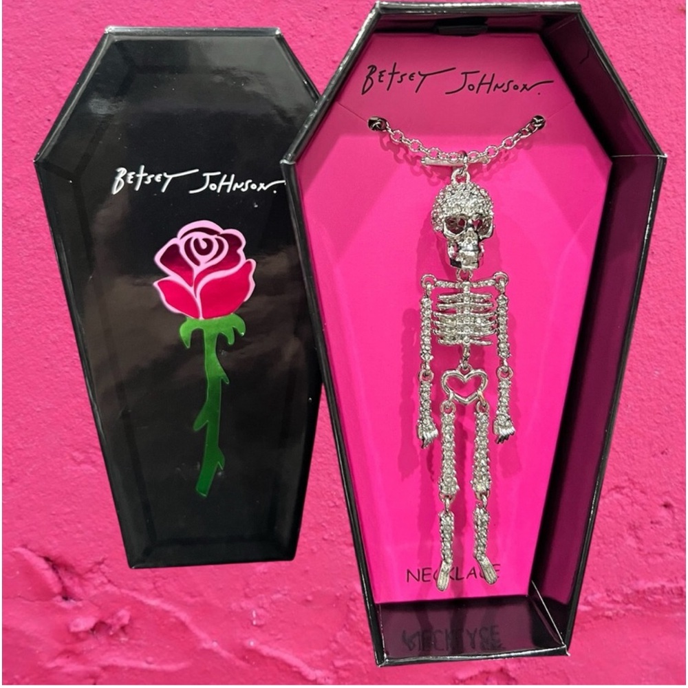 NEW Betsey Johnson Crystal Skeleton Pendant Necklace, perfect for Halloween!